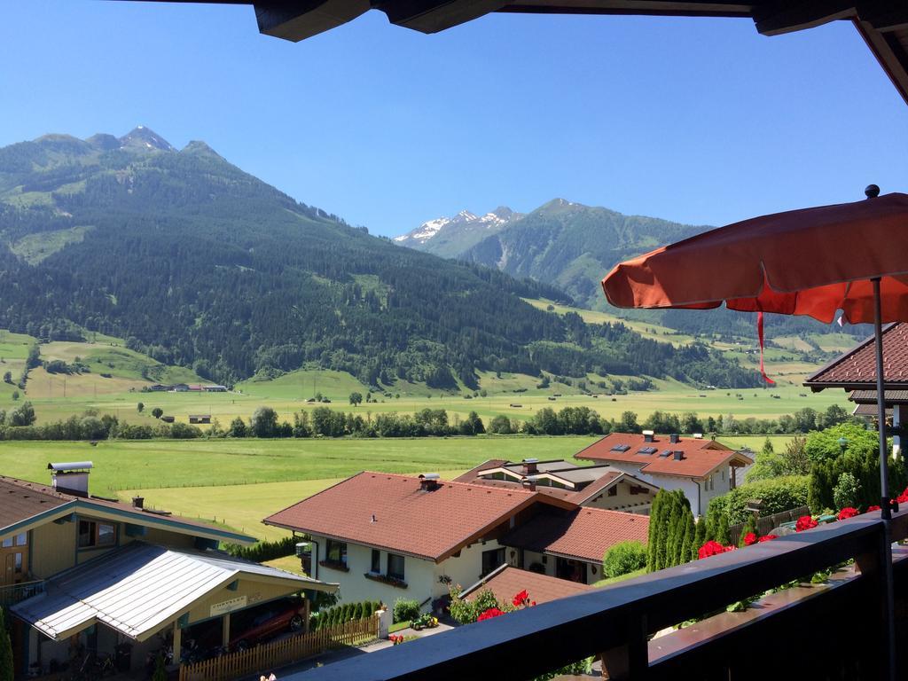 Haus Deutinger Hotel Piesendorf Luaran gambar
